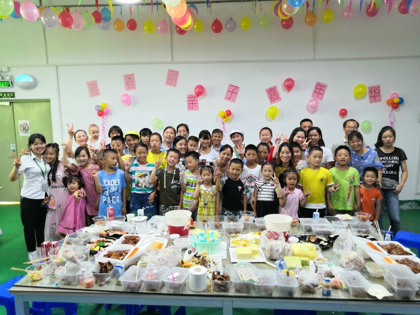 當(dāng)生產(chǎn)旺季迎來(lái)小候鳥(niǎo)，雅香麗百忙之中為員工舉辦親子活動(dòng)